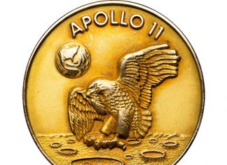 Apollo 11 Robbins Medal